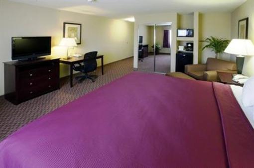 фото отеля BEST WESTERN Burleson Inn and Suites