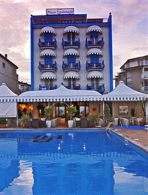 фото отеля Hotel Plaza Esplanade
