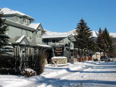 фото отеля Mount Robson Inn