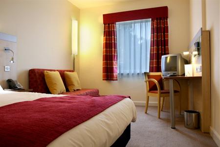 фото отеля Holiday Inn Express Dublin Airport