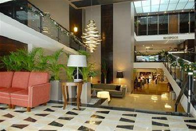 фото отеля Grand King Hotel