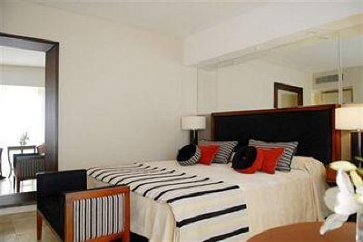 фото отеля Grand King Hotel