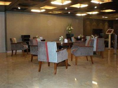 фото отеля Grand King Hotel