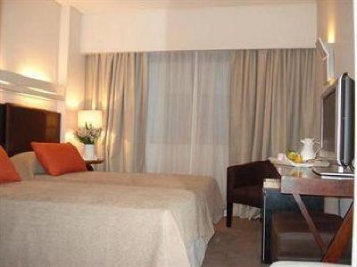 фото отеля Grand King Hotel