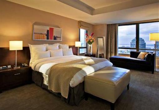 фото отеля Marriott New York at the Brooklyn Bridge