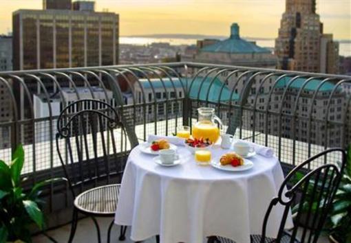 фото отеля Marriott New York at the Brooklyn Bridge