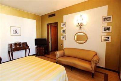 фото отеля Admiral Hotel Milan