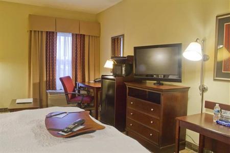 фото отеля Hampton Inn Monroe (North Carolina)