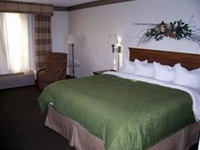 фото отеля Country Inn & Suites by Carlson _ Salina