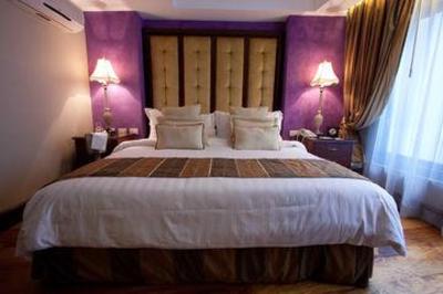 фото отеля Hotel Celeste Makati City