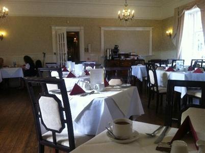 фото отеля The Hand Hotel Chirk