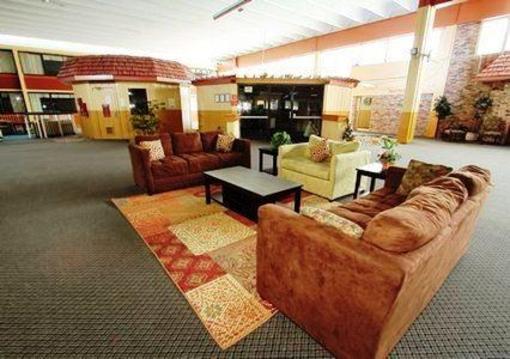 фото отеля Clarion Inn Fort Wayne