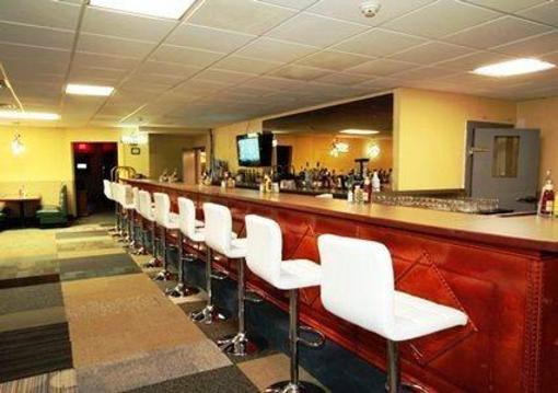 фото отеля Clarion Inn Fort Wayne