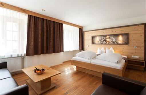фото отеля Posthotel Pfunds