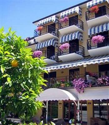 фото отеля Benacus Hotel Malcesine