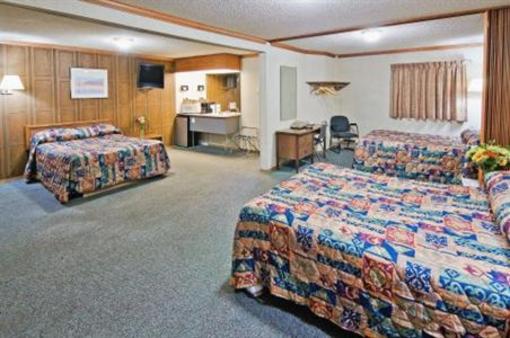 фото отеля Canadas Best Value Inn Calgary
