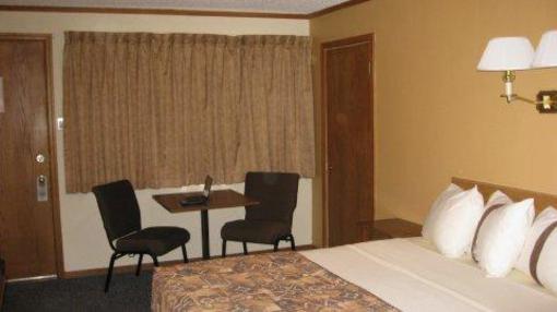 фото отеля Canadas Best Value Inn Calgary