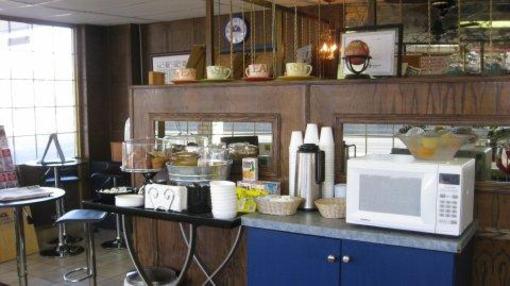 фото отеля Canadas Best Value Inn Calgary