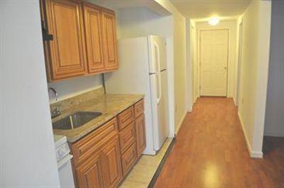 фото отеля Old Town Apartments Ocean City