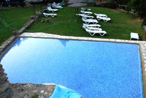 фото отеля Alojamientos Rio Zumeta