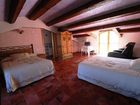 фото отеля Alojamientos Rio Zumeta
