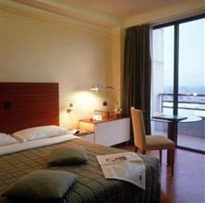 фото отеля Leonardo Da Vinci Hotel Erba