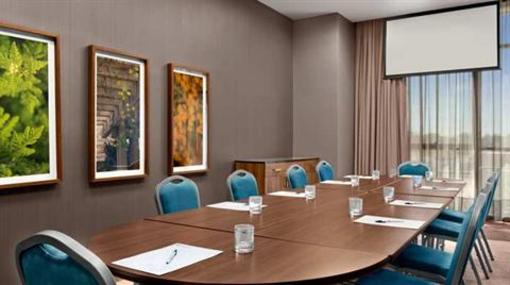 фото отеля Hilton Garden Inn Sevilla