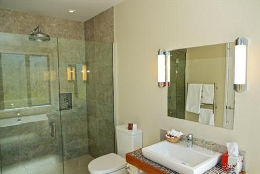 фото отеля Manakau Lodge