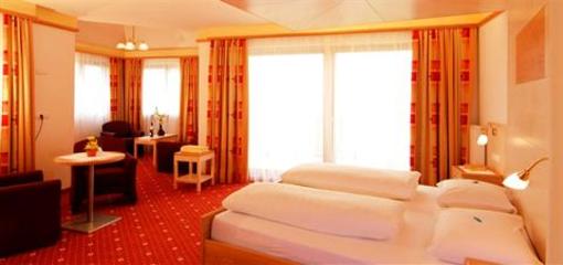 фото отеля Hotel Winzerhof