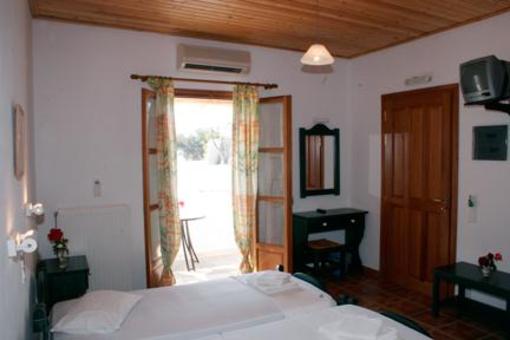 фото отеля Down Under Budget Rooms & Studios