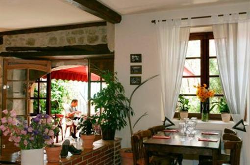фото отеля Hotel Restaurant Des Arts