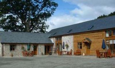 фото отеля Pwllgwilym B&B and Barn Holiday Cottages