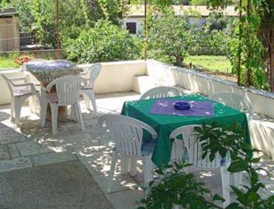 фото отеля Guesthouse Pape