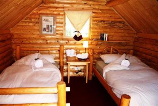 фото отеля Tagish Wilderness Lodge