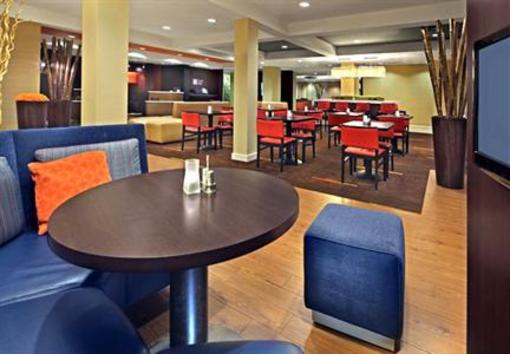 фото отеля Courtyard by Marriott Norwich