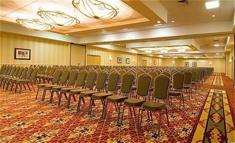 фото отеля Holiday Inn Lafayette US 167
