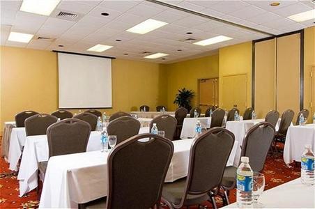 фото отеля Holiday Inn Lafayette US 167