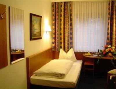 фото отеля Hotel am Friedensplatz