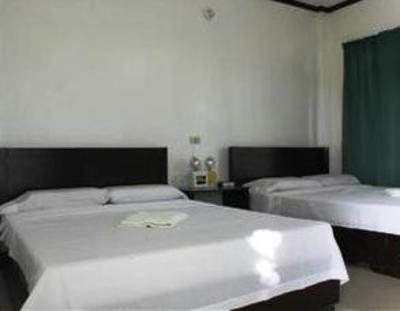 фото отеля Camiguin Chumz Travelodge