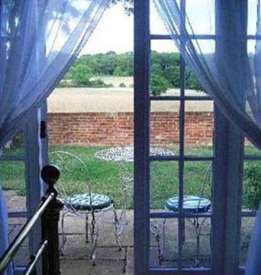 фото отеля Roslyns Bed & Breakfast Great Dunmow