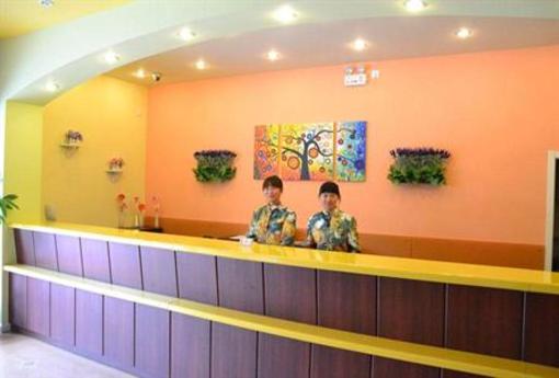 фото отеля Home Inn Lianyungang Ganyu Huazhong Road