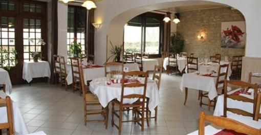 фото отеля Hostellerie des Monts Jura