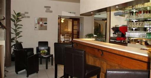 фото отеля Hostellerie des Monts Jura