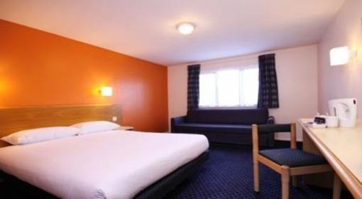 фото отеля Travelodge Hotel Emsworth