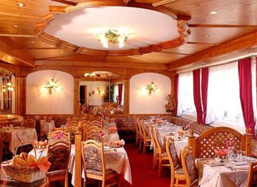 фото отеля Hotel Italia Canazei
