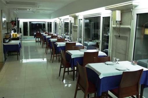 фото отеля Hotel Suis Sant Celoni