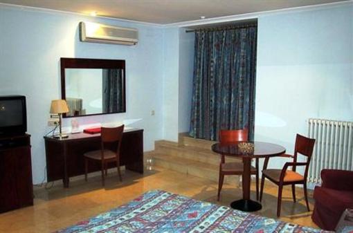 фото отеля Hotel Suis Sant Celoni