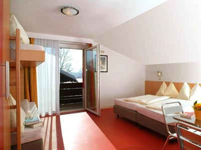 фото отеля Jugendhotel Egger