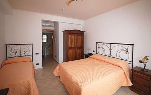 фото отеля Altamarea Hotel