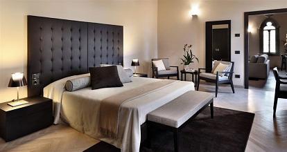 фото отеля Borgo Dei Conti Resort Perugia